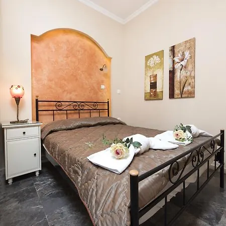 Mouse Island Apartmanhotel 3*