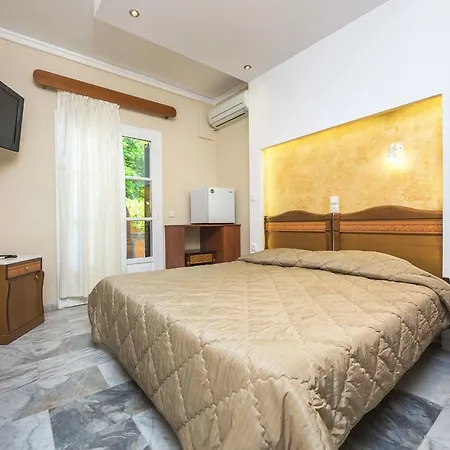 Mouse Island Apartmanhotel Pérama